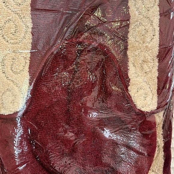 Burgundy 3pc Bathmat Set Non-Slip Absorbent mat -contour Rugs, Toilet cover - Picture 7 of 13